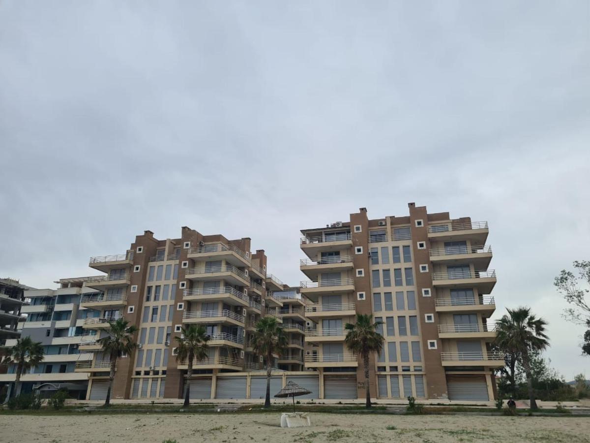 Old Beach Apartment Vlora Exteriör bild